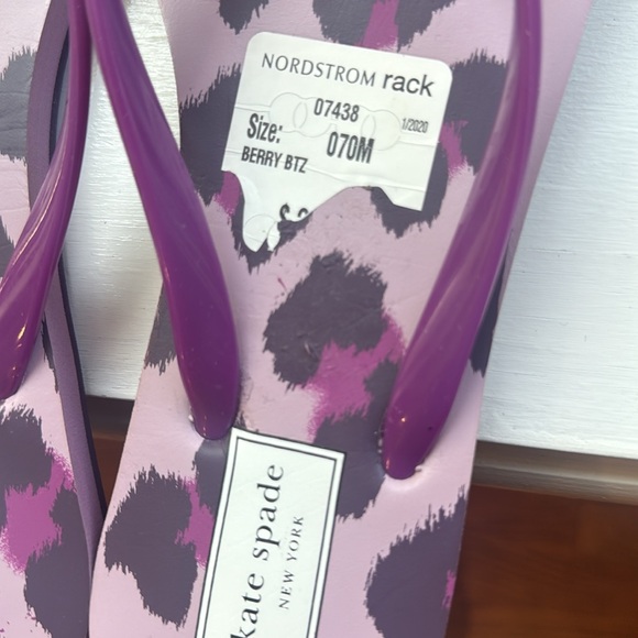Kate Spade purple cheetah flip-flops - Picture 3 of 3